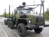 Продам Урал Лесовозный тягач с Атлант-90  и прицеп-роспуском